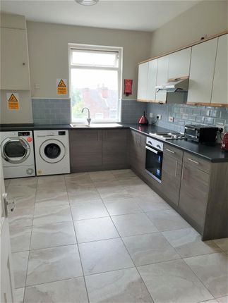 Shared accommodation to rent in High Road, Balby, Doncaster