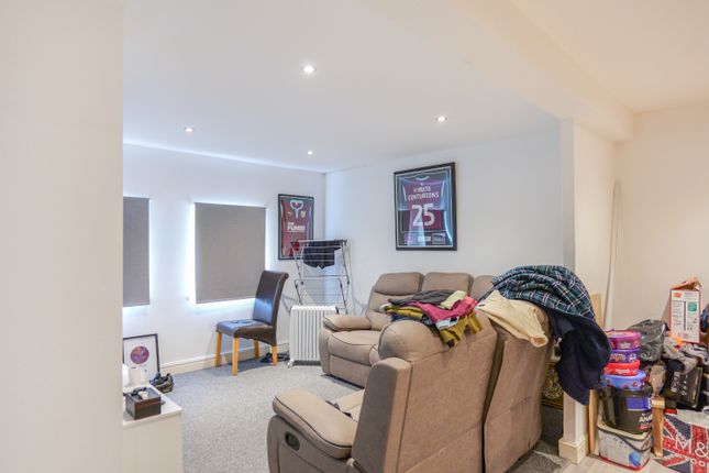 Apartment 9, Allendale Street, Burnley photo 4