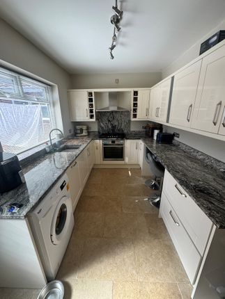 3, Douglas Avenue, Peterlee photo 4