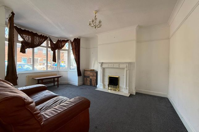 Lewsey road, Luton photo 3