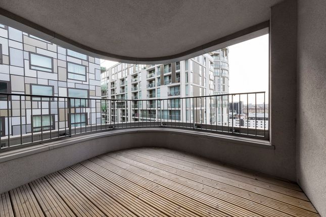 Flat 1003, 35, Indescon Square, London photo 2