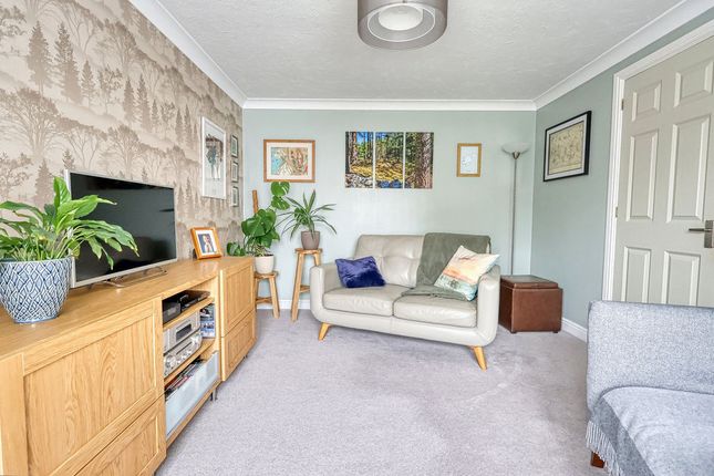 1, Martin Close, Scunthorpe photo 4