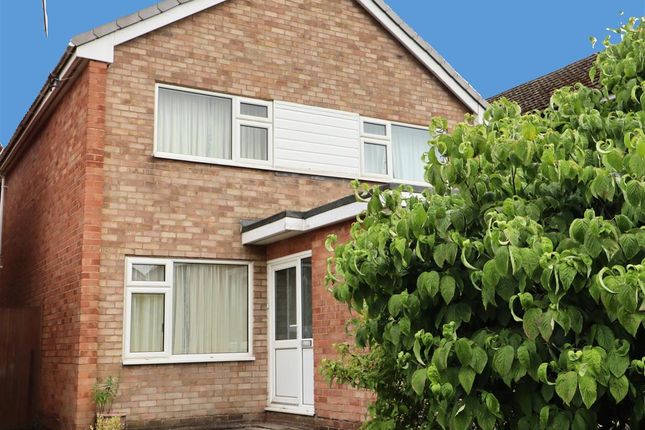 8, Cornwall Close, Warwick photo 2