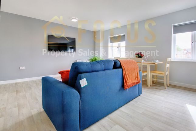 Flat to rent in Houlditch Road, Dhian House