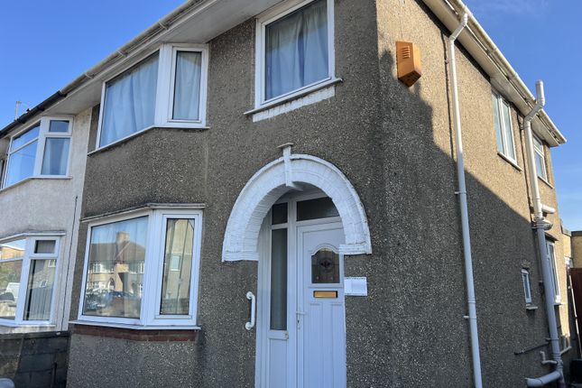 Thumbnail Semi-detached house to rent in Barns Road, Oxford