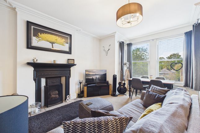 Flat 4, 42 Amersham Hill, High Wycombe photo 3