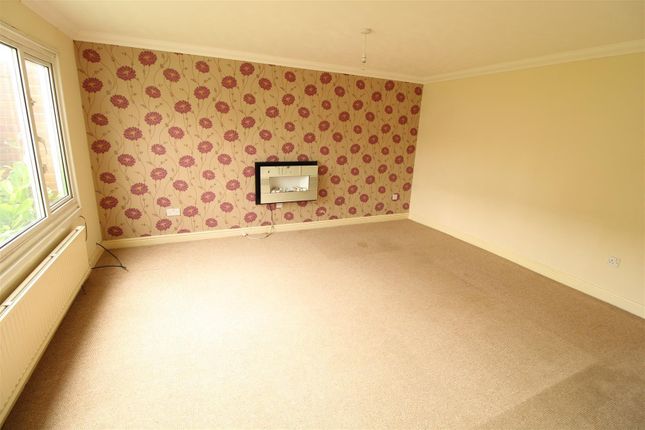 Nelson Close, Daventry photo 4
