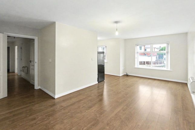 5, James Court, Pontefract photo 2