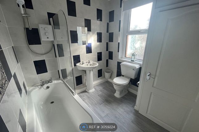 Victoria Street, Cleator Moor photo 4