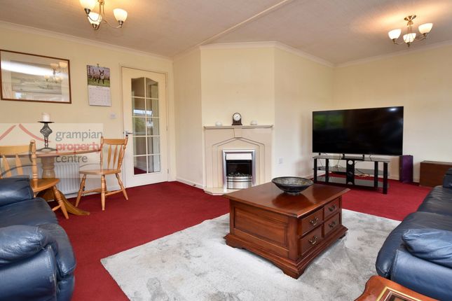 25 Ashgrove Park, Elgin photo 3