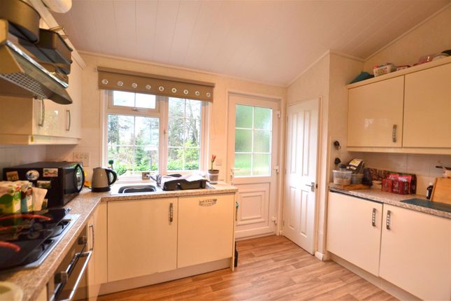 Mobile/park home for sale in Rowan Dale, Grange Estate, Church Crookham