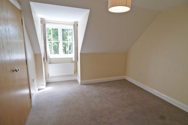 End terrace house to rent in Pondtail Park, Horsham, West Sussex