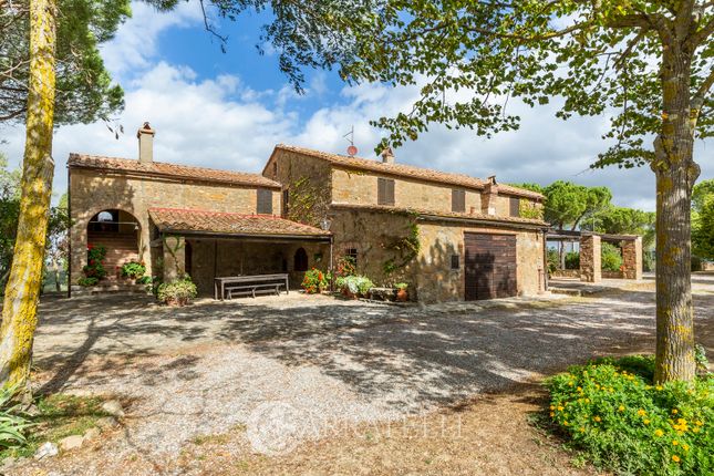 Thumbnail Farmhouse for sale in Sp146, Pienza, Siena, Tuscany, Italy