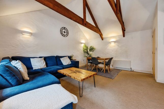Flat 3,, Foundry Court, Cornwall photo 4