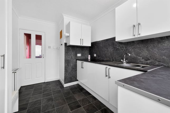 12, Ardle Avenue, Kilmarnock photo 4