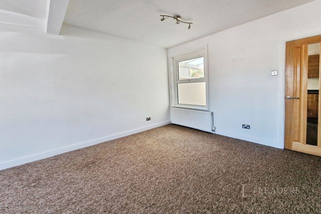 7, Grantham Road, Hampshire photo 4