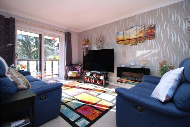 5 Alvandi Gardens,, Herbert Road, New Milton photo 2
