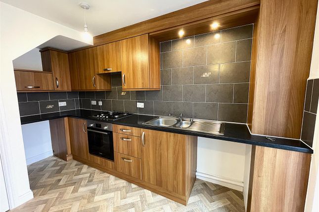 76, St. Johns Court, Goole photo 3