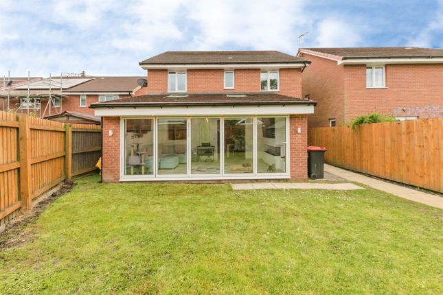 44, Foxglove Way, Northwich photo 2