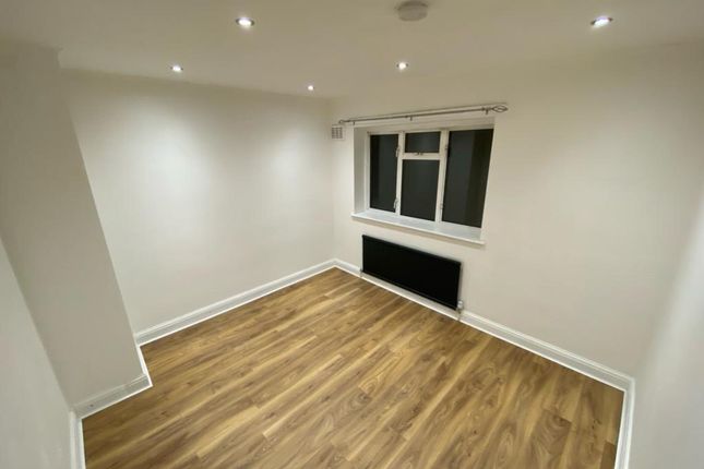 Semi-detached house to rent in Newlands Close, Southall