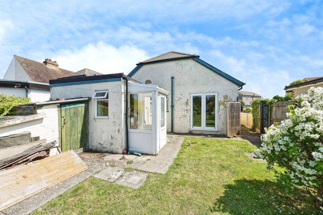 17, Sandwich Road, Dover photo 3