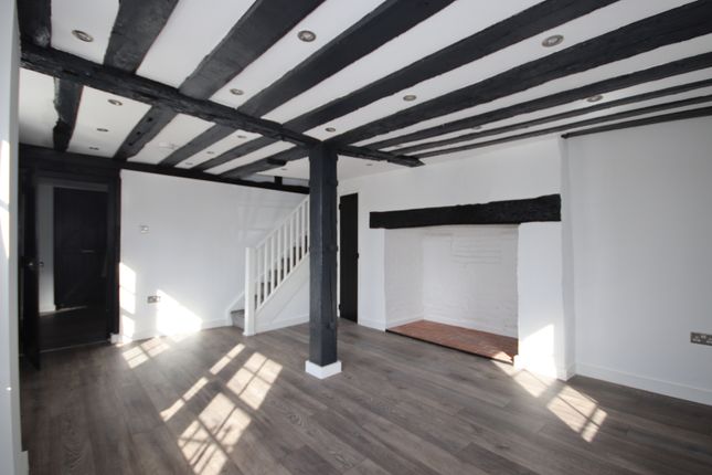 Newly Refurbished 2 Bed Terraced House