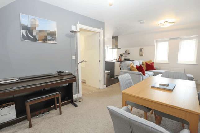 9, Sodbury Vale, Chipping Sodbury photo 3