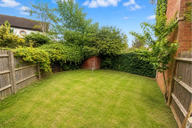 8, Cusak Road, Chelmsford photo 2