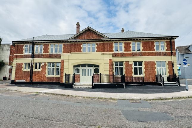 Thumbnail Terraced house to rent in Commercial Road, Paignton