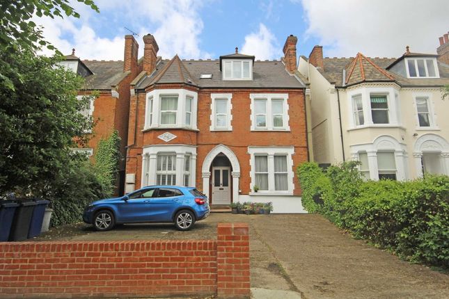 Thumbnail Flat to rent in Mount Park Road, London