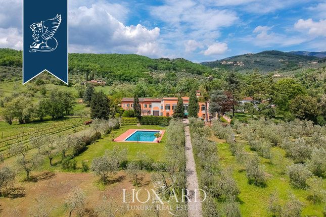 Thumbnail Villa for sale in Pistoia, Pistoia, Toscana