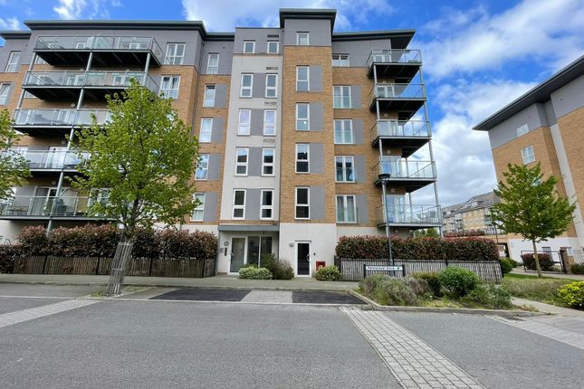 Thumbnail Flat for sale in Chelsea Lodge, West Drayton