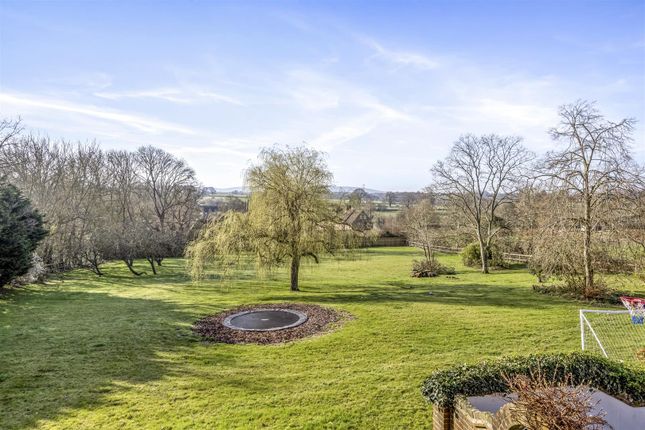 Bourne House, Truslers Hill Lane, Hassocks photo 3