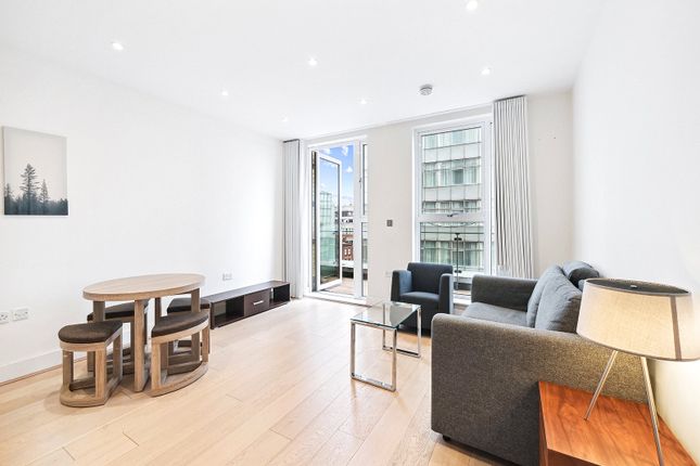 Flat for sale in King Street, Hammersmith