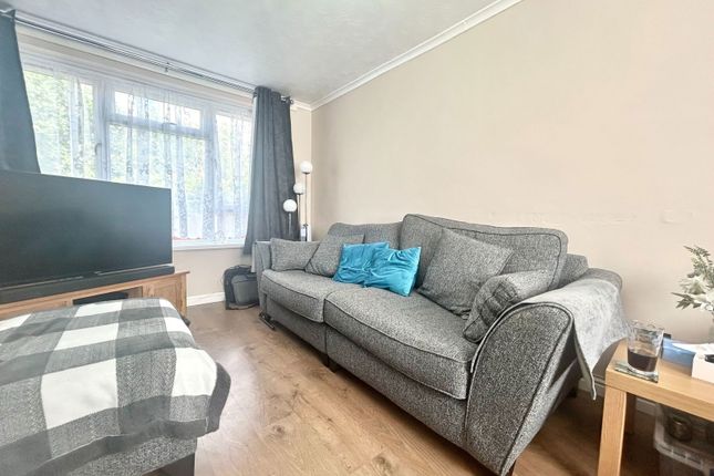 12, Monument Lane, Sedgley photo 4