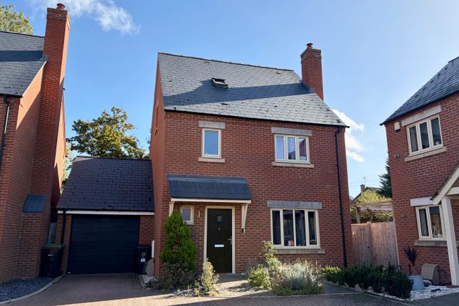 4-bed detached on 4, WELLINGBOROUGH, £1,550/mo
