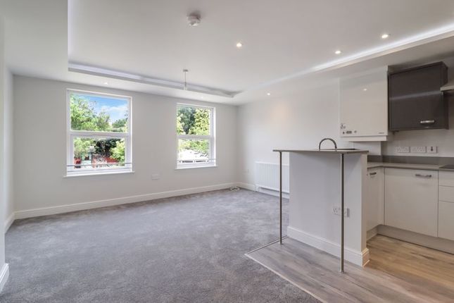 Flat for sale in Chertsey Road, Windlesham