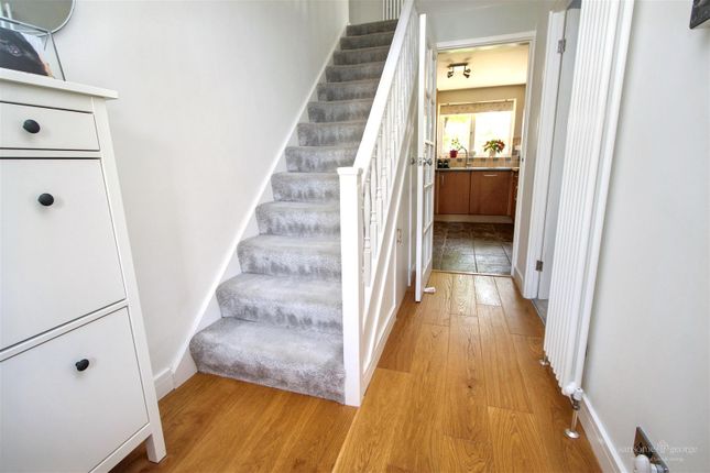 16, Northway, Thatcham photo 4