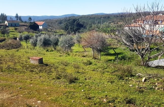 Farmhouse for sale in Pedrógão Grande, Pedrógão Grande (Parish), Pedrógão Grande, Leiria, Central Portugal