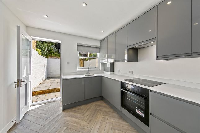 27, Worple Street, Mortlake photo 4