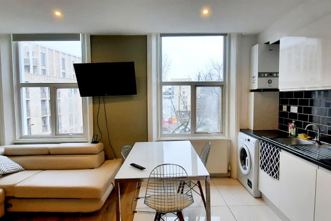 Thumbnail Flat to rent in Cambridge Road, West Kilburn, London