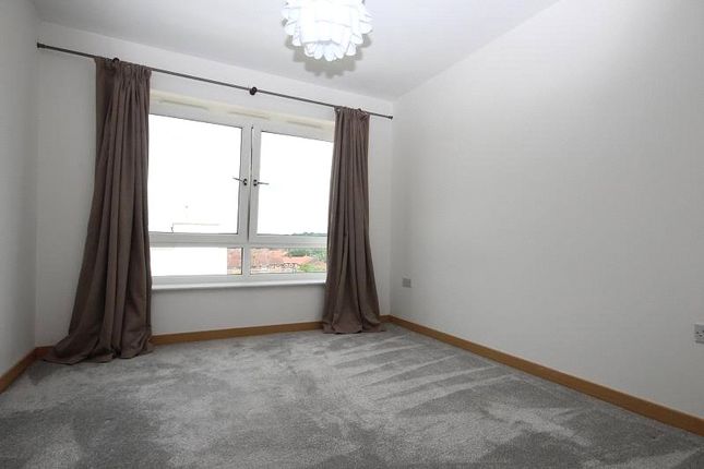 353, Cherrydown East, Basildon photo 5