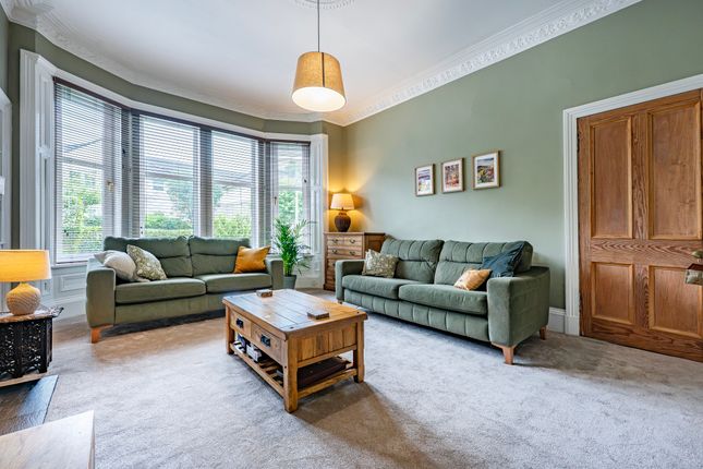 14 Johnstone Drive, Rutherglen,, Glasgow photo 3