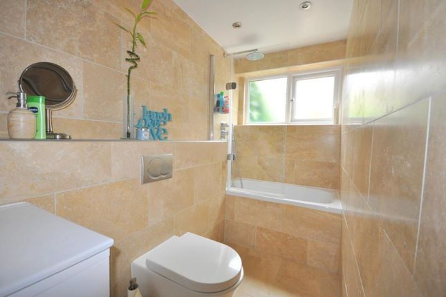 24, Acme Road, Watford photo 5