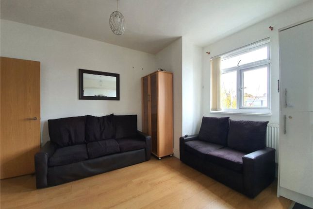 Flat 7 Coldharbour House, 106-126, Coldharbour Lane, Middlesex photo 2