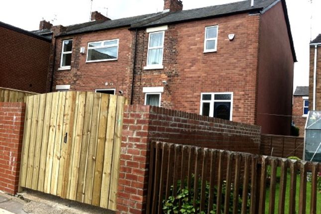 End terrace house to rent in Ancrum St., Spital Tongues, Newcastle Upon Tyne