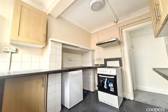 53a, Victoria Road, Ruislip photo 3