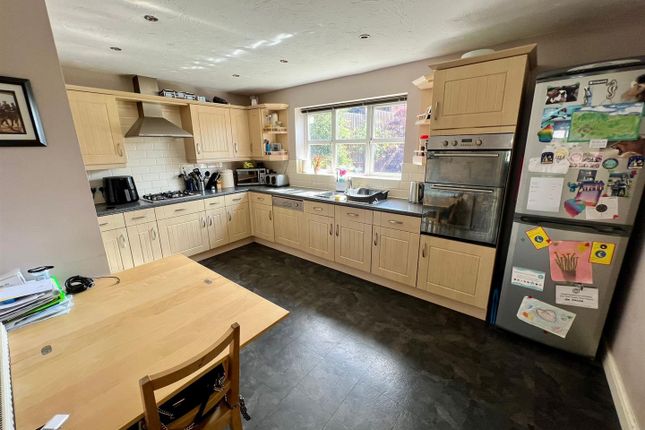 5, Rhuddlan Road, Wrexham photo 3