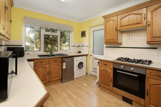 1 East Cliff Close, Dawlish photo 2