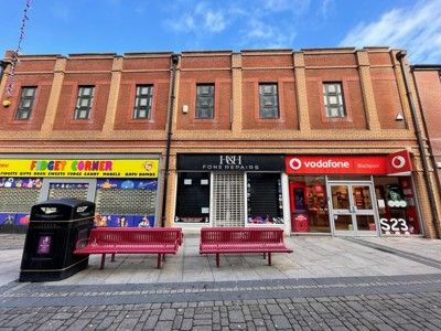 Thumbnail Retail premises to let in 8, Victoria Street, Blackpool, Lancashire
